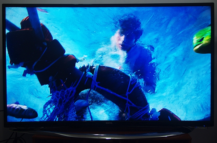 BenQ 55RU6600 黑湛屏曲面電視開箱和不專業評測