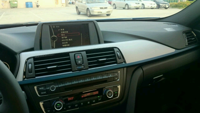 320i+M 貨車藍  不專業開箱