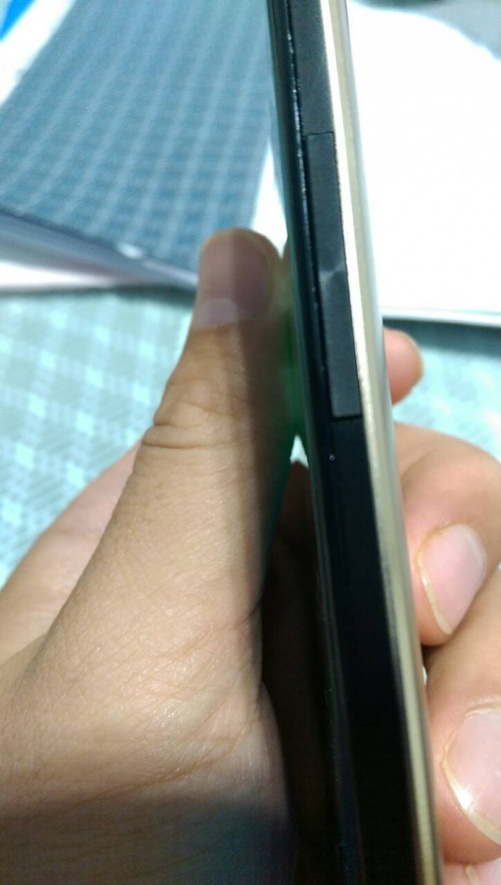 HTC M7 維修真貴>口<