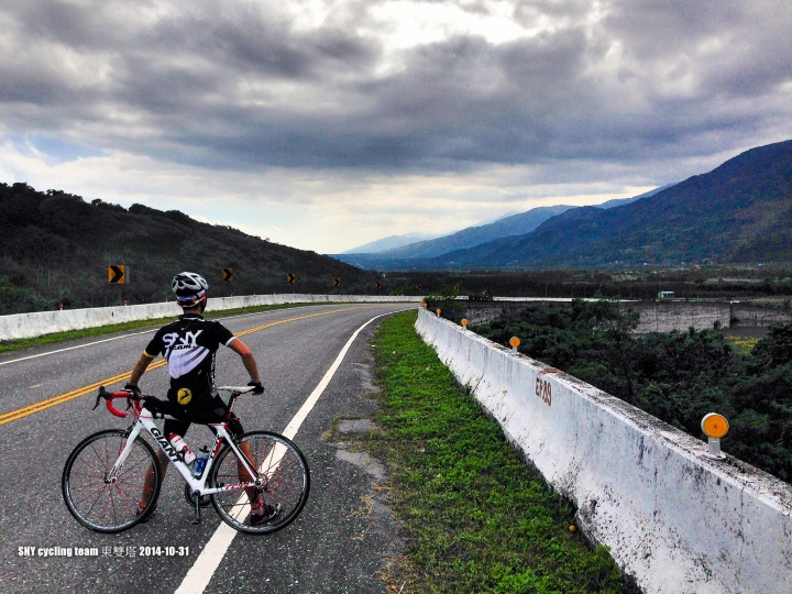 山羚羊 SNY cycling team 東部雙塔遊記