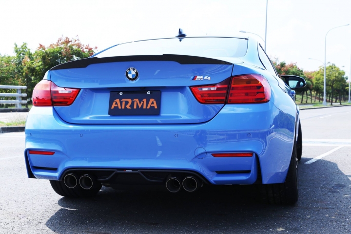 F82 M4 with Akrapovic exhaust & ARMA air intake