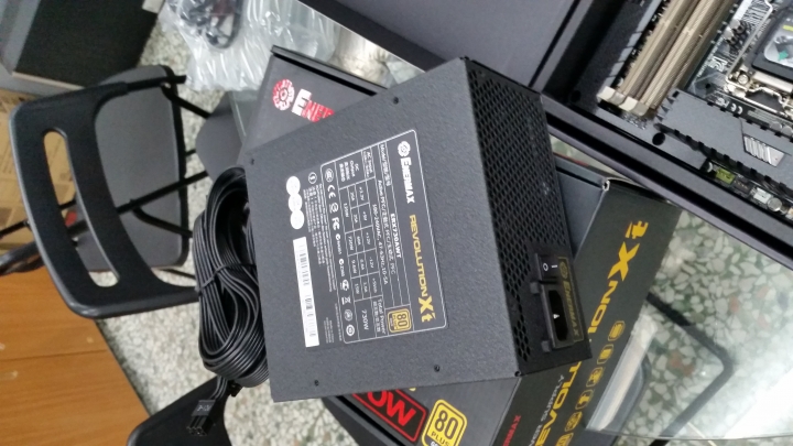 組給腦公的PC終於組好了