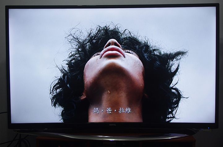 BenQ 55RU6600 黑湛屏曲面電視開箱和不專業評測