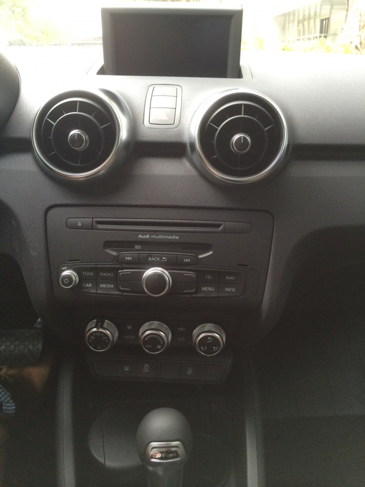 A1 Sportback 30 TFSI 簡單的開箱