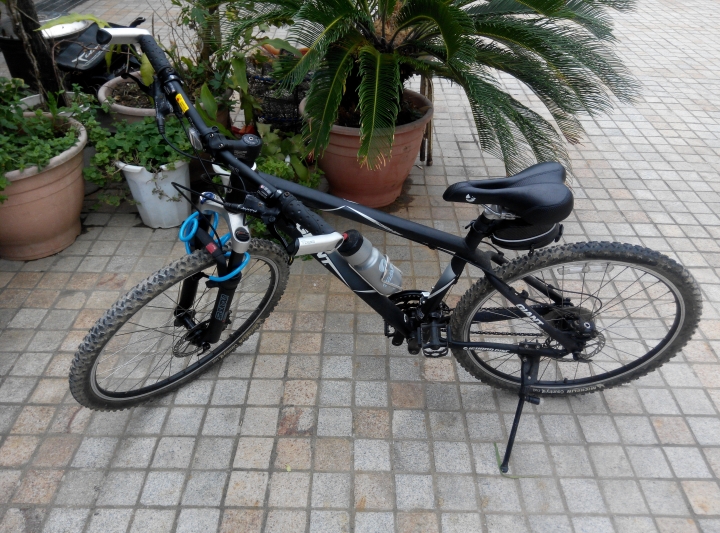 菜鳥詢問車款，有善心人士可以解惑嗎？