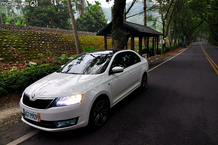 不一樣的 Skoda Rapid 開箱!!!
