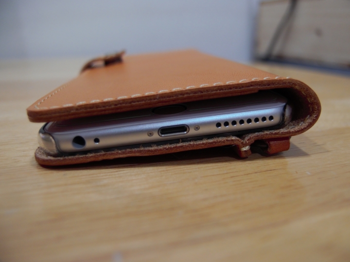 【分享】JACA JACA iPhone 6 Plus 保護皮套開箱文