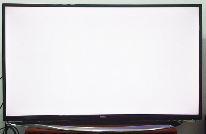 BenQ 55RU6600 黑湛屏曲面電視開箱和不專業評測