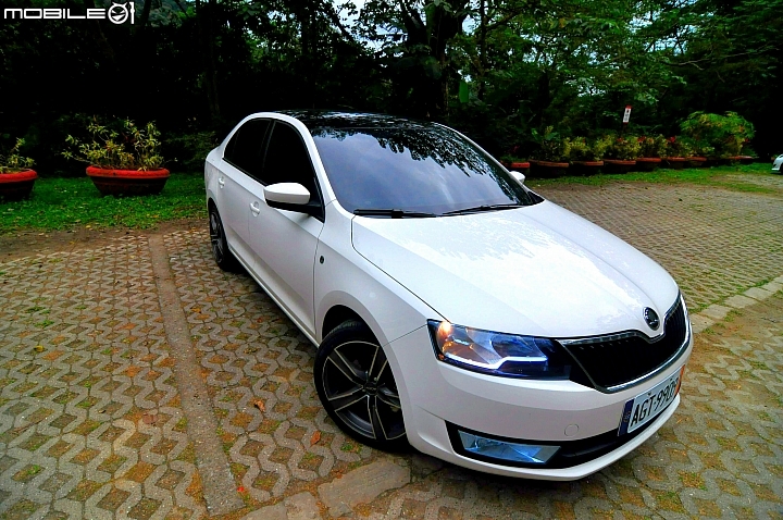 不一樣的 Skoda Rapid 開箱!!!