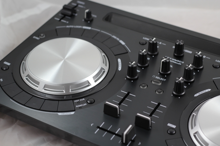 <開箱> Party隨我行，DJ就是我 Pioneer DDJ-WeGO3