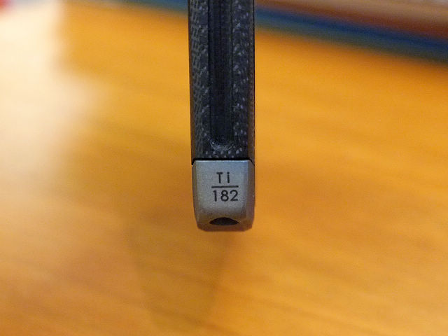 分享iPhone 6頂級限量保護框ELEMENT CASE-RONIN Titanium 1st Edition