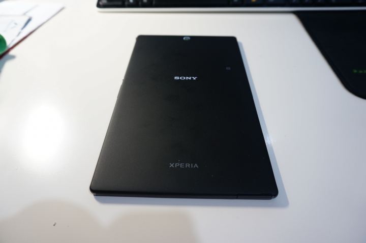 Xperia Z3 Tablet Compact LTE 開箱