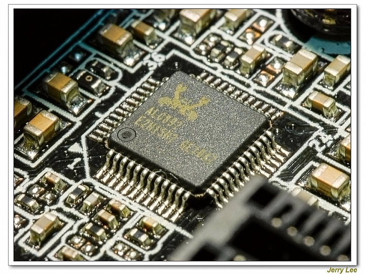 十字星芒的逆襲 ASRock H97M Pro4