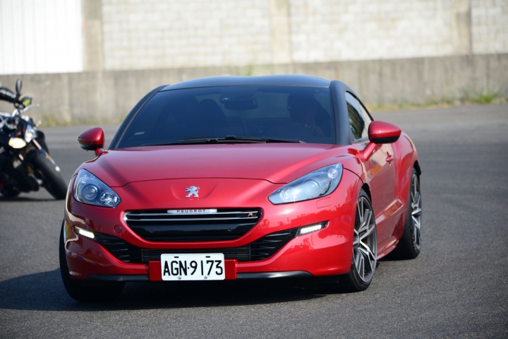 Peugeot性能獅王RCZ R @ 大鵬灣