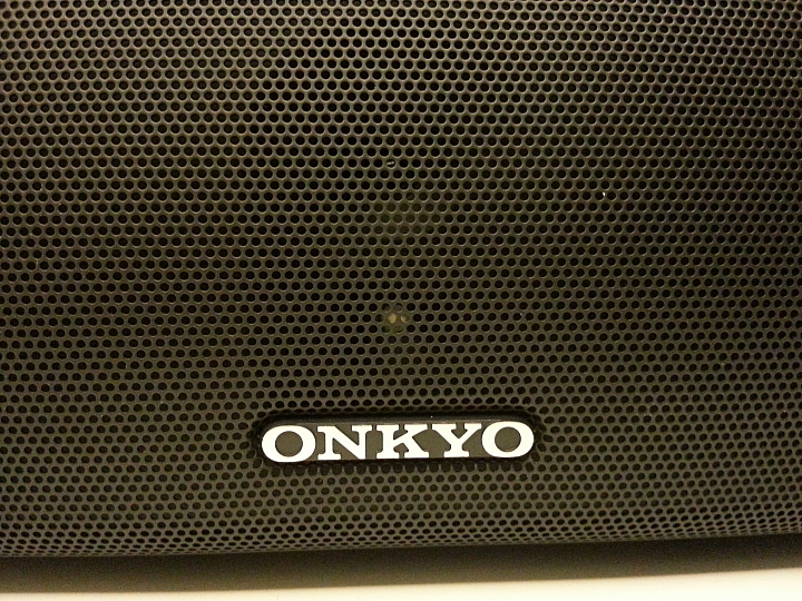 ONKYO LSB50 Soundbar 簡易開箱  ...喜歡它簡潔的造型
