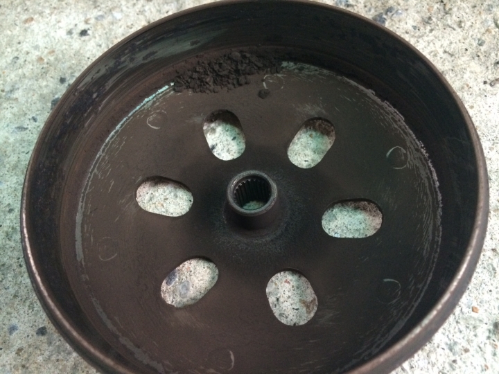 麻煩幫忙看一下有點慘烈的傳動