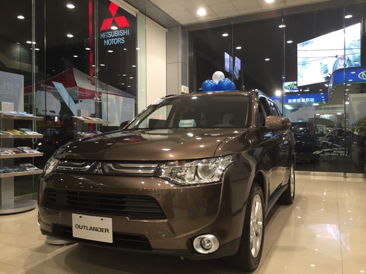 展場OUTLANDER