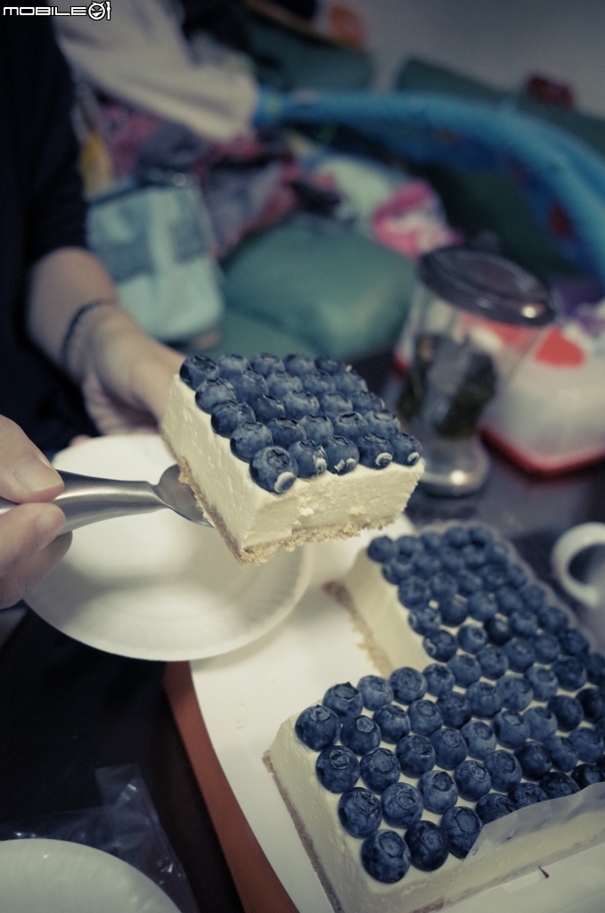 [開箱]~Cheese Cake 1~乳酪蛋糕中的愛馬仕，有點誇張的藍莓乳酪蛋糕--12/8 追加開箱~經典1583