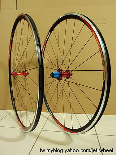 尋找ALEXRIMS PRO28輪組