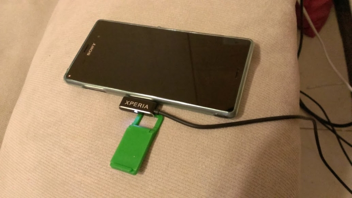 掏寶買磁充線  意外的贈品