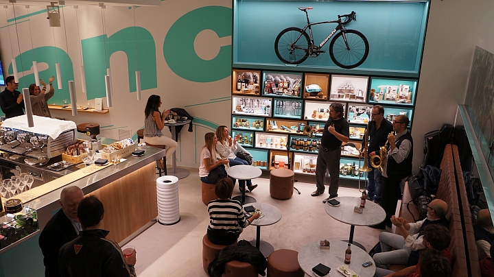 米蘭 Bianchi Cafe & Cycles 咖啡餐廳