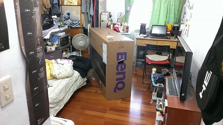 BenQ 55RU6600 黑湛屏曲面電視開箱和不專業評測