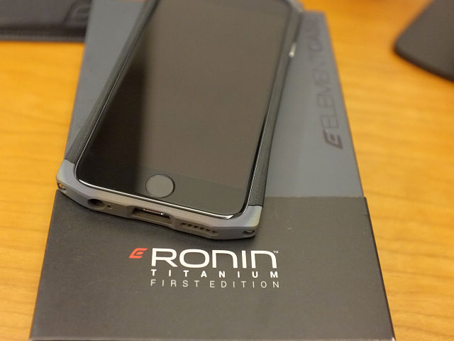 分享iPhone 6頂級限量保護框ELEMENT CASE-RONIN Titanium 1st Edition