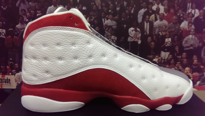天外飛來AJ13 retro