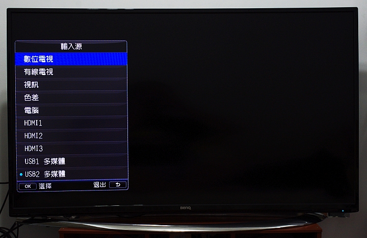 BenQ 55RU6600 黑湛屏曲面電視開箱和不專業評測