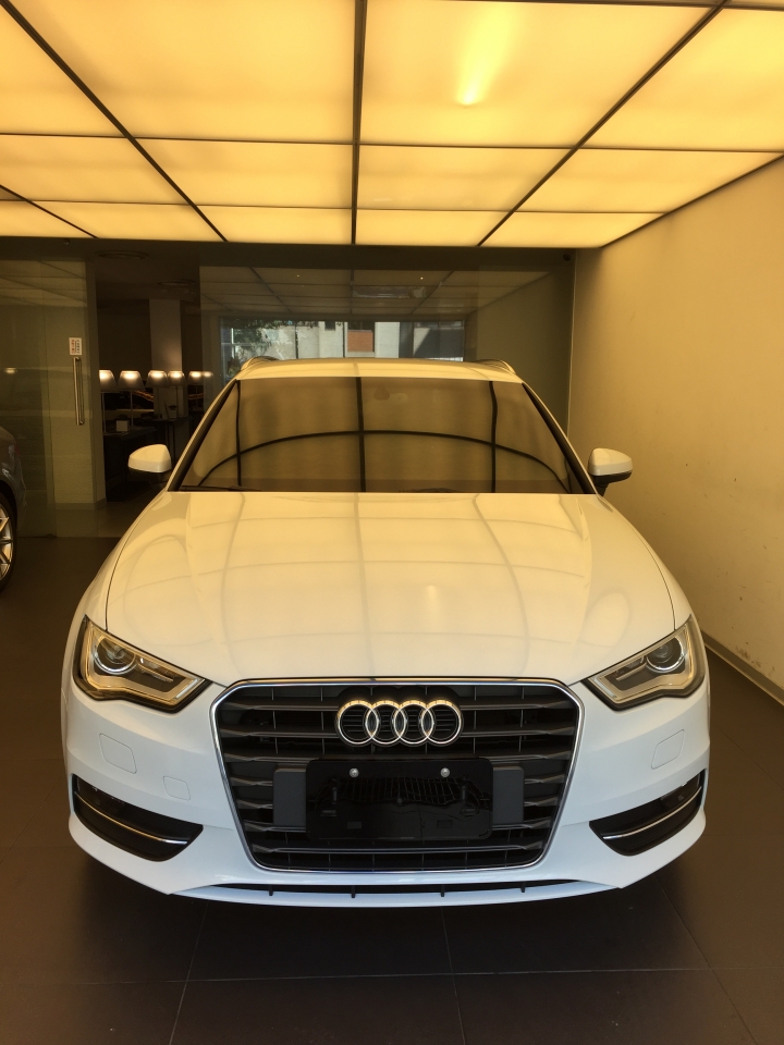 2015 年式 AUDI A3 Sportback 30TFSI 簡易極不專業開箱