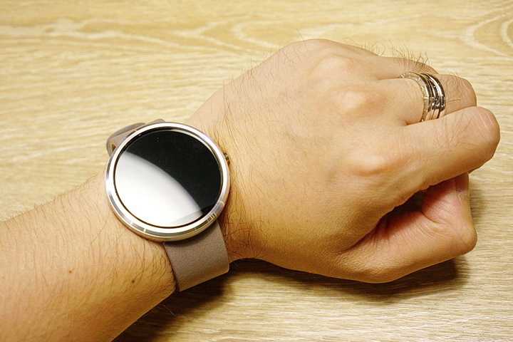 【2014最美智慧錶】MOTO 360 Gray Leather (Stone) 開箱