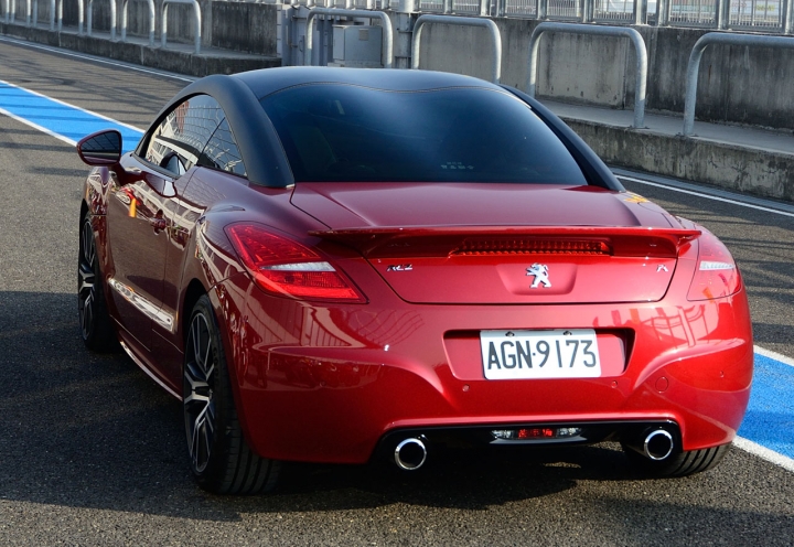 Peugeot性能獅王RCZ R @ 大鵬灣