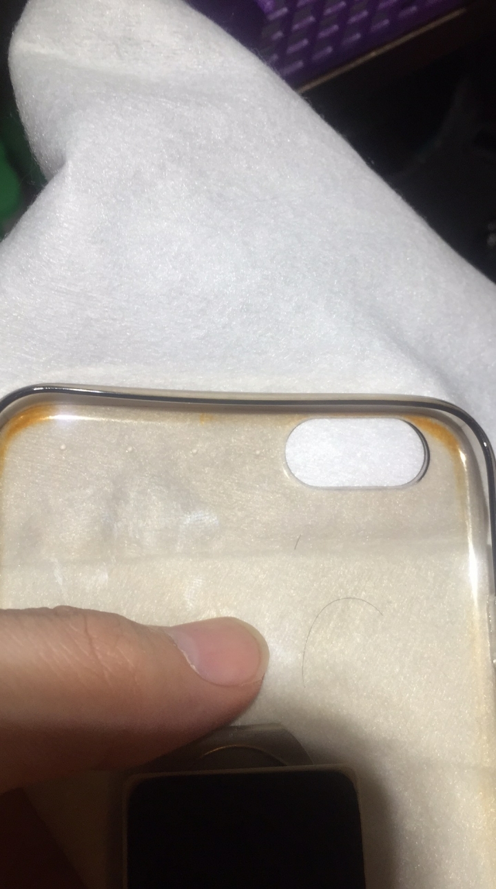TOTU TPU皮套角落出現紅色問題?
