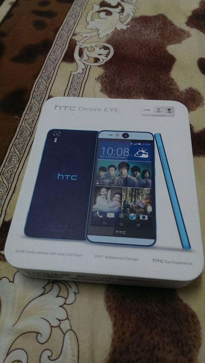 HTC Desire EYE珊瑚藍開箱