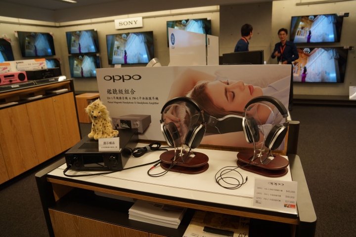 【感想&評測】Sony 2014耳機體驗會 - Z7配上PHA-3的完美組合 Hi-Res的音樂饗宴。（對決JVC SZ2000）