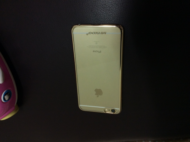 分享iphone 6 plus 金色保護貼