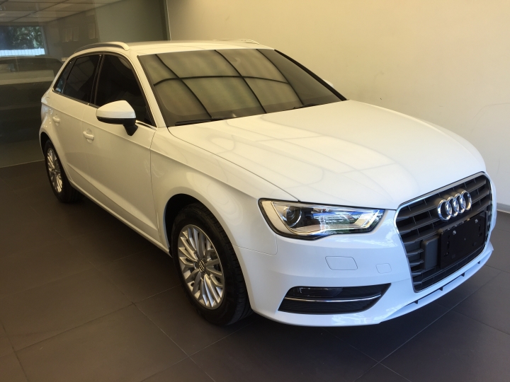 2015 年式 AUDI A3 Sportback 30TFSI 簡易極不專業開箱