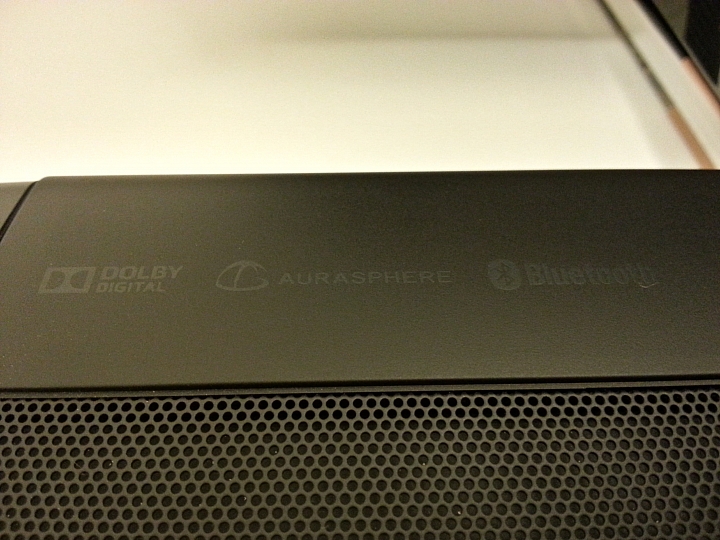 ONKYO LSB50 Soundbar 簡易開箱  ...喜歡它簡潔的造型