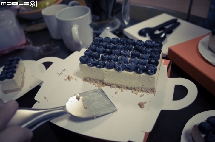 [開箱]~Cheese Cake 1~乳酪蛋糕中的愛馬仕，有點誇張的藍莓乳酪蛋糕--12/8 追加開箱~經典1583