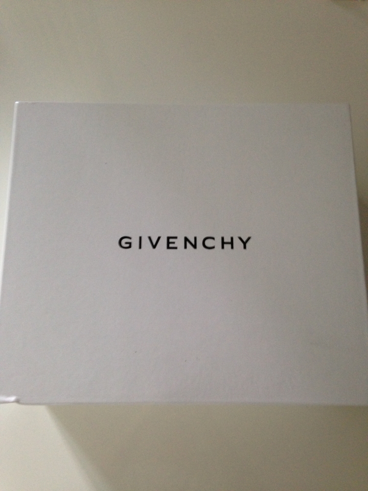 Givenchy Tyson 紅色 & Visvim Kudu 深藍 微開箱