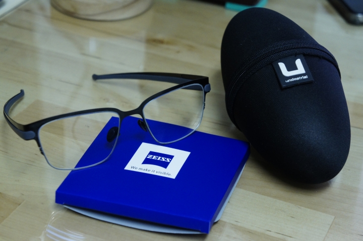 [分享]當來自法國手工的UNDOSTRIAL遇上德國ZEISS