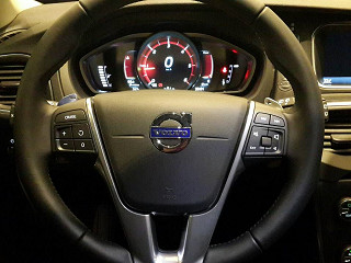 【開箱】VOLVO V40 Cross Country D4