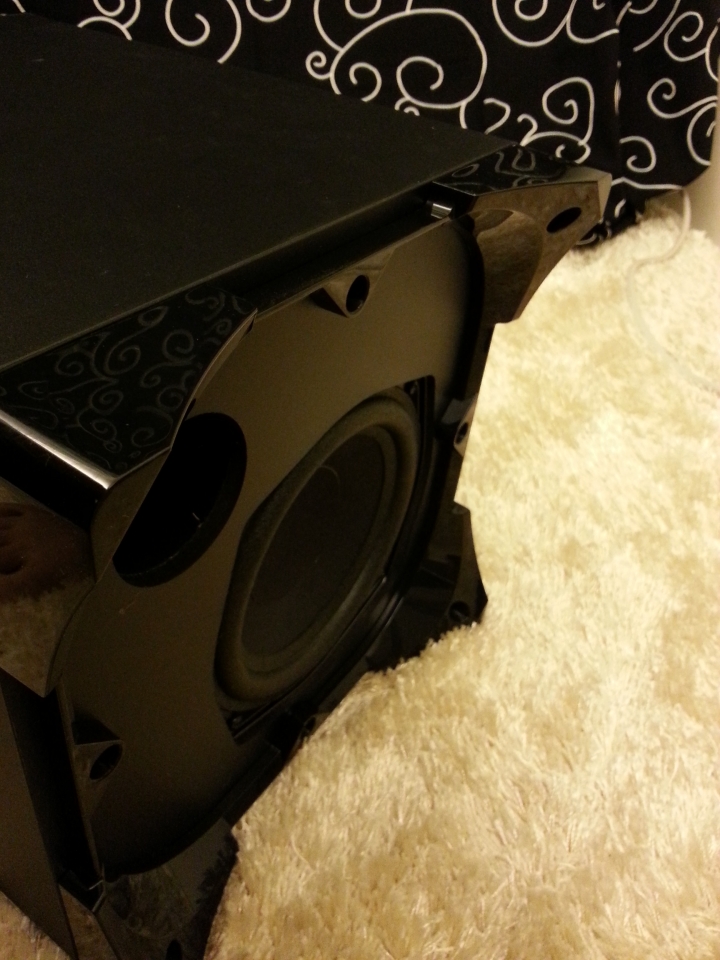 ONKYO LSB50 Soundbar 簡易開箱  ...喜歡它簡潔的造型