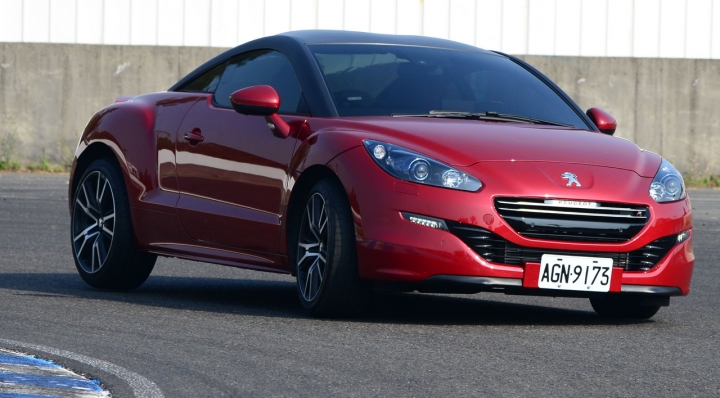 Peugeot性能獅王RCZ R @ 大鵬灣