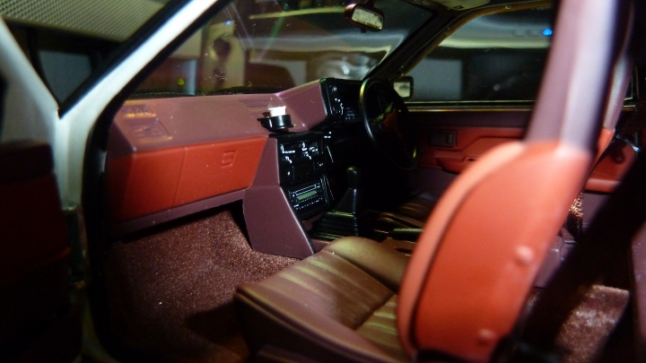 [開箱]1:18 TOYOTA AE86 ANIMATION FILM頭文字D“LEGEND 1”