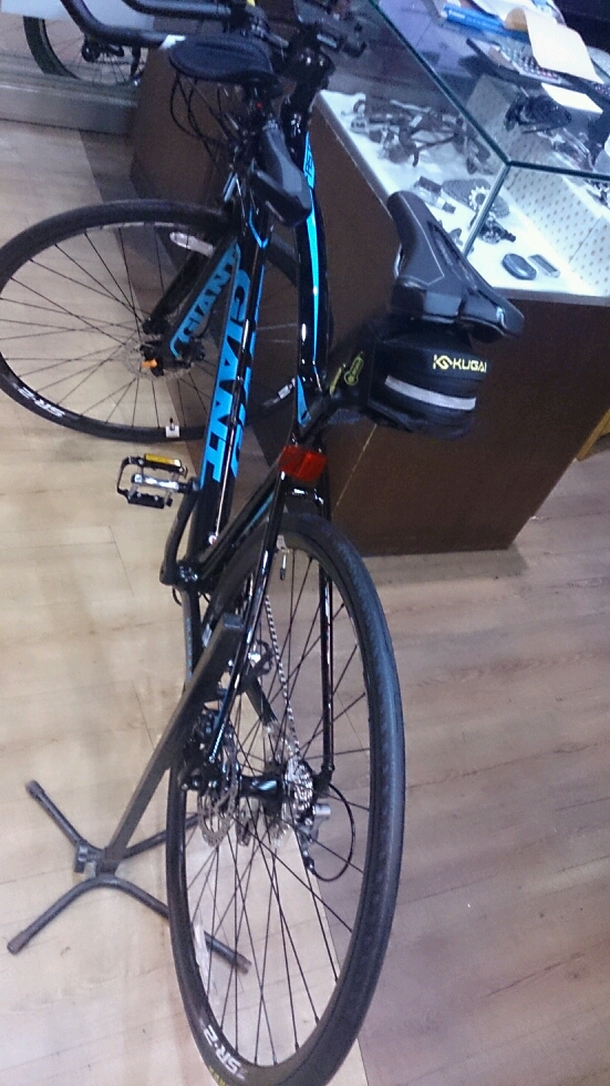 [開箱]2015_GIANT Fastroad_SLR 1及同場加映PZ tt 3.3(31.8mm專用）休息把