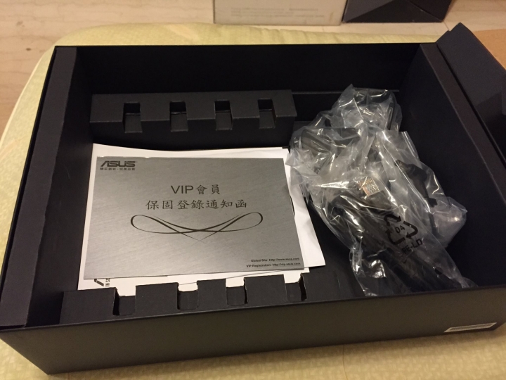 [開箱]ASUS RT-AC87U簡單開箱