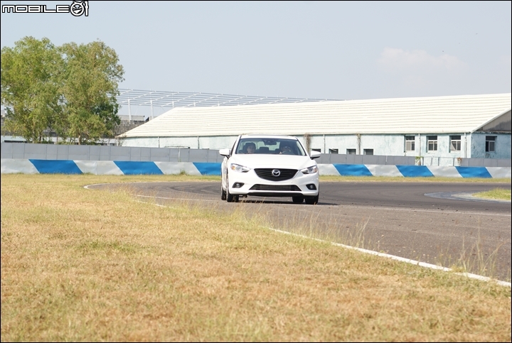 上賽道的快活全攻略！【2014 Mazda DAY品牌賽道體驗日心得分享】
