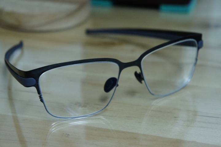 [分享]當來自法國手工的UNDOSTRIAL遇上德國ZEISS