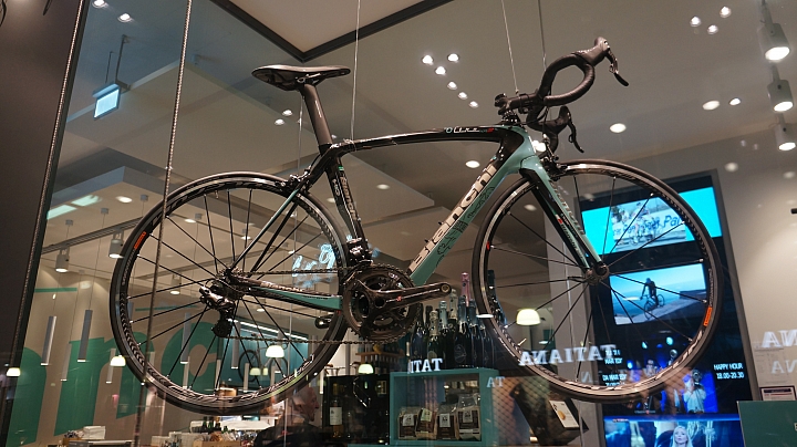 米蘭 Bianchi Cafe & Cycles 咖啡餐廳